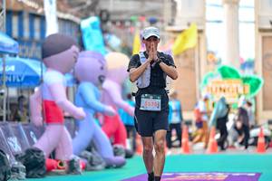 BIB: 5578, 
                            <button type="button" onclick="openModal(24884606)" class="btn btn-primary btn-sm float-right btn-popup" data-toggle="modal" data-target=".modal-high-quality">
                        <i class="fas fa-shopping-cart"></i> Add to Cart
                    </button>
                                            <button type="button" onclick="isThisMe(24884606, true)" class="btn btn-success btn-sm float-right btn-popup btn-isme hidden" data-toggle="tooltip" data-placement="bottom" title="นี่คือรูปของคุณใช่ไหม คลิกที่นี่เพื่อเอาเข้าอัลบั้ม">
                        <i class="fas fa-plus"></i> Add to album
                    </button>
                    <button type="button" onclick="isThisMe(24884606, false)" class="btn btn-warning btn-sm float-right btn-popup btn-isnotme hidden">
                        <i class="fas fa-ban"></i> Remove from album
                    </button>